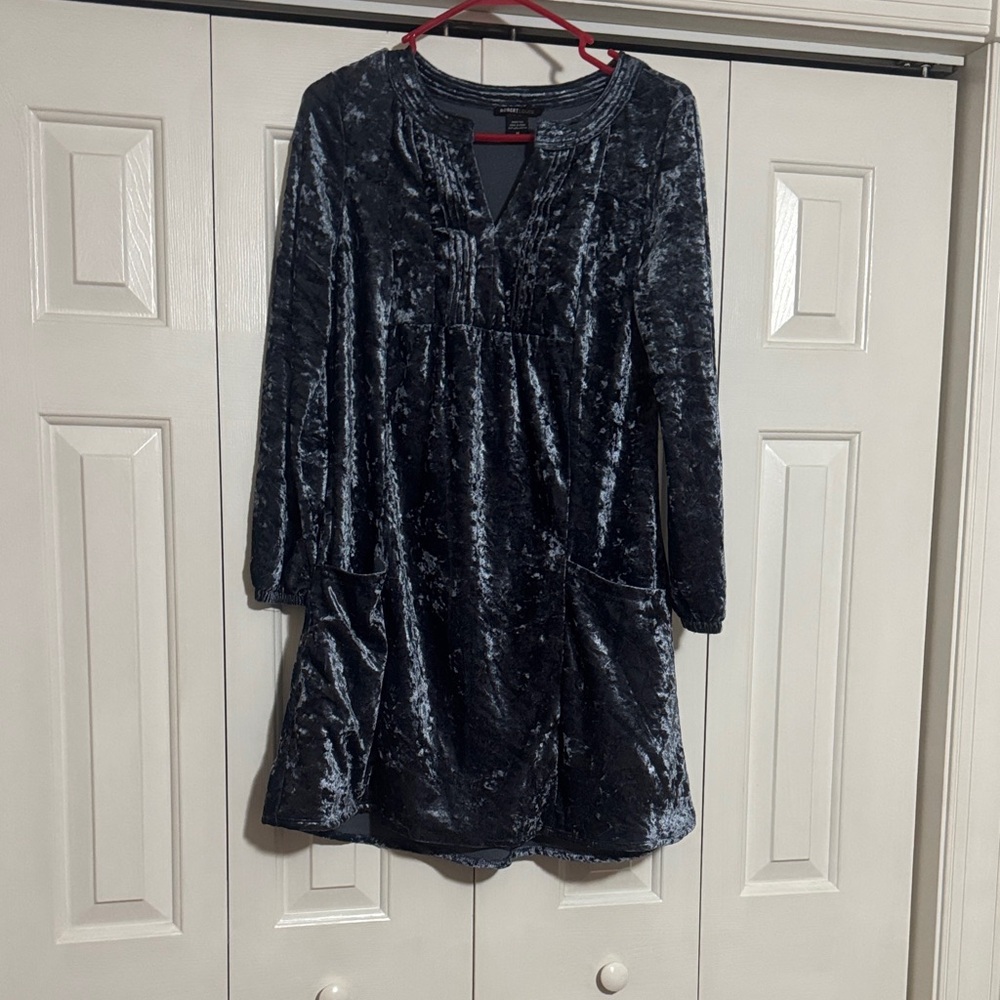 Robert Louis Black Velvet Midi Dress